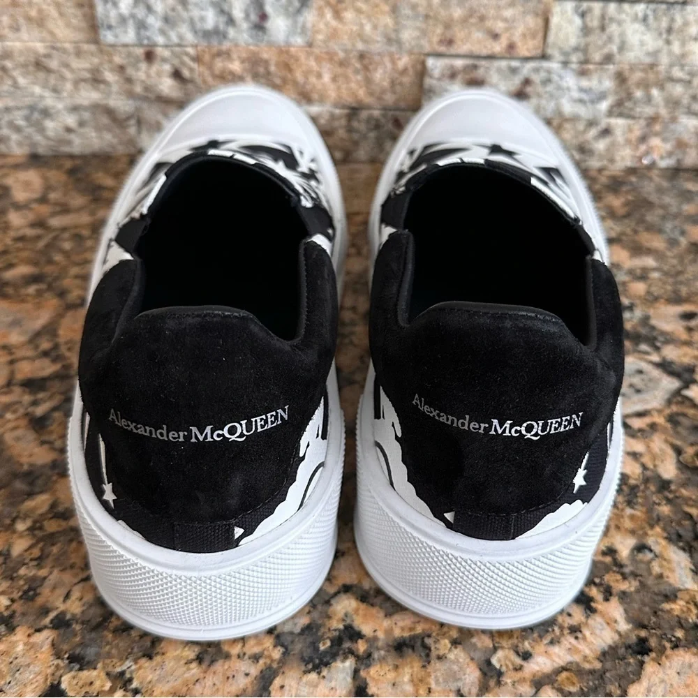 Mens Alexander McQueen Abstract Skull Slip-On Sneakers White/Black